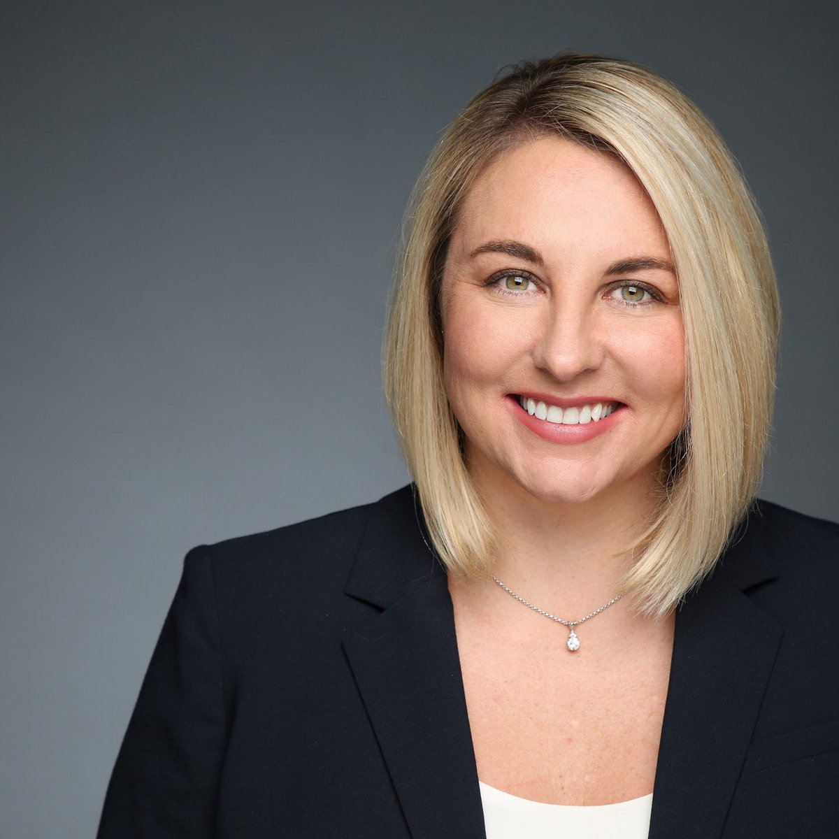 FlipChicagoRed's tweet image. The U.S. Department of Justice (DOJ) is suing the State of Illinois to force access to the full, unredacted voter registration database in order to determine whether Illinois is complying with federal law requiring accurate and up-to-date voter rolls.

The lawsuit names…