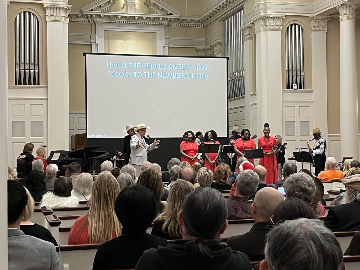 GreenhawRecords's tweet photo. The Light Crust Doughboys, friends &amp; fans sing “Hark, The Herald Angel Sings” at SMU Perkins Chapel.  Presented by @BridwellLibrary https://t.co/7tPXSa2s8z