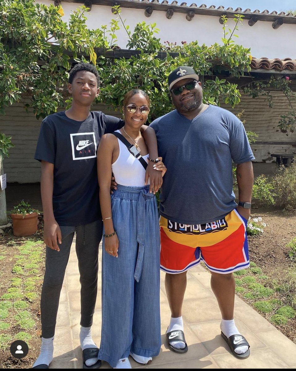 Ted Mills tweet media