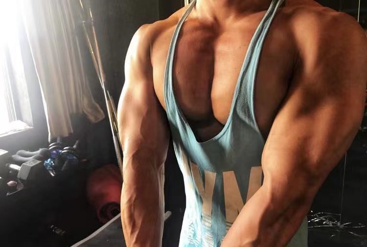 肌肉教官 tweet media