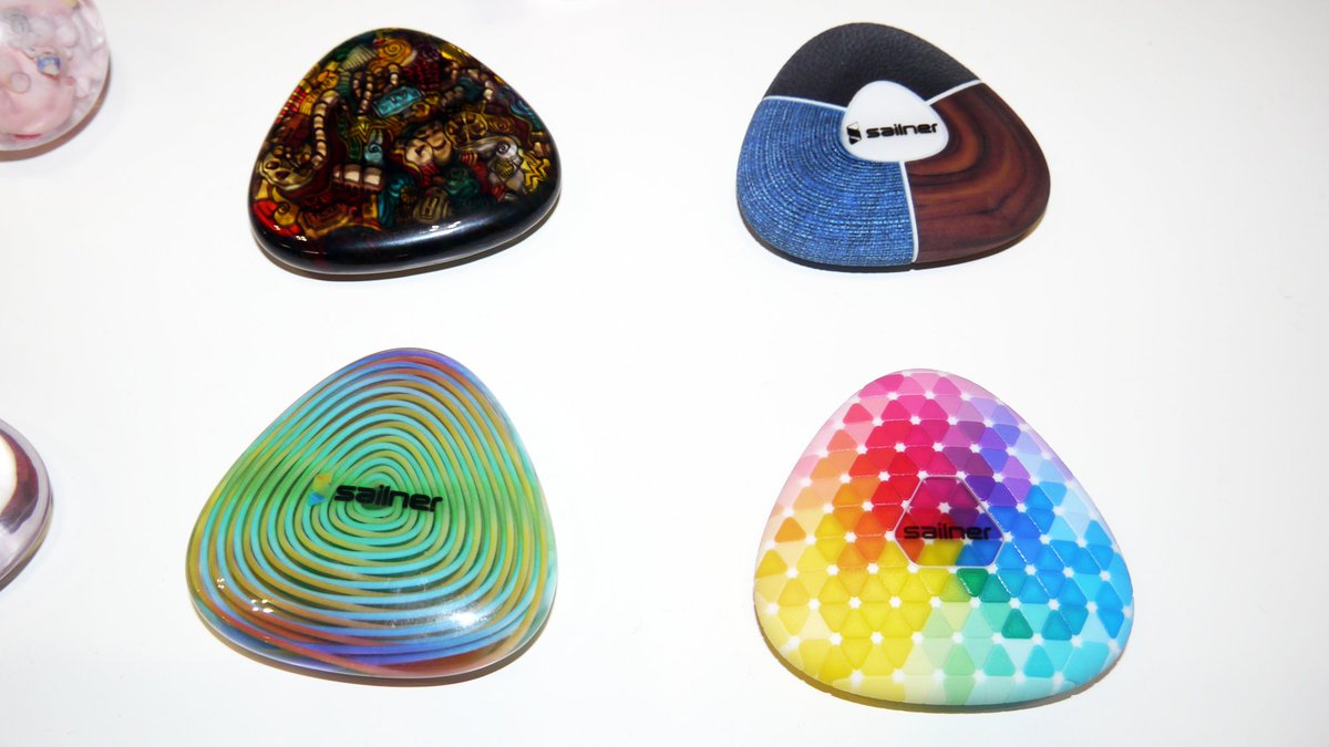 Sailner_faiz's tweet photo. The Sailner Full-Color 3D Printer is here to change the game!
Experience photorealistic color, stunning transparency, and ultra-smooth finishes like never before. 🌟
#3dprinting #fullcolor3dprinter #Sailner3D #TechRevolution #color3dprinting https://t.co/Vf4gFp03VI