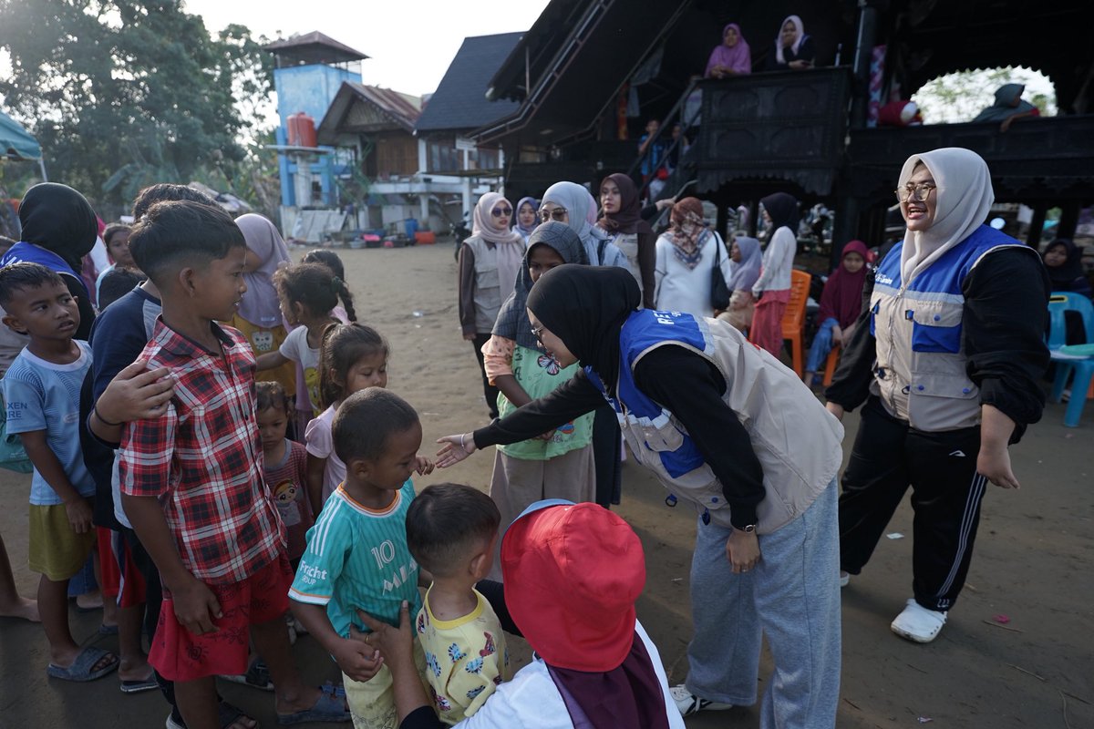 humaniesproject's tweet image. Pagi ini, Kami melakukan Psikososial bersama anak anak di Pidie Jaya.