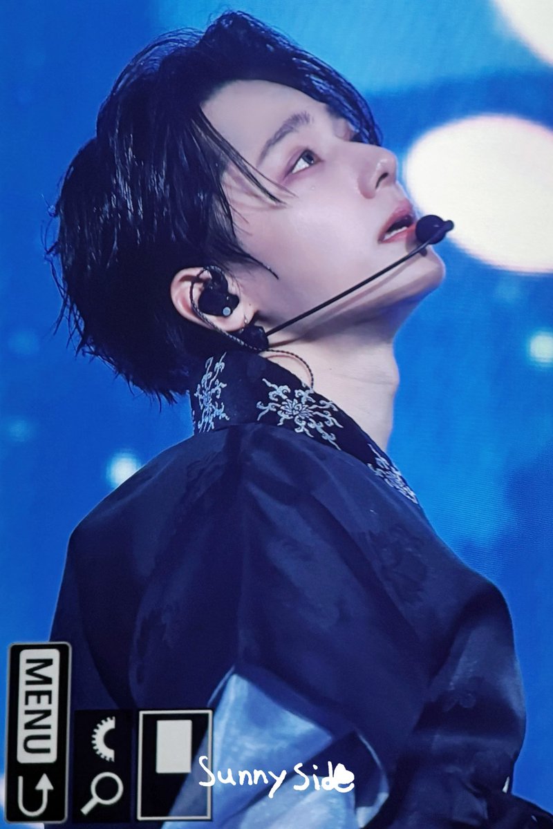 SunnySide980826's tweet image. 251218

웅이 월드투어 고생했다🫳🏻🫳🏻🫳🏻🫳🏻

#ONEUS #원어스 #환웅 #여환웅 #ファヌン #Hwanwoong