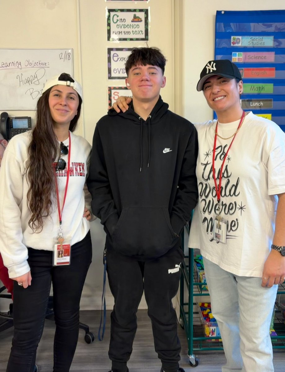 Ms. Mornhineway tweet media