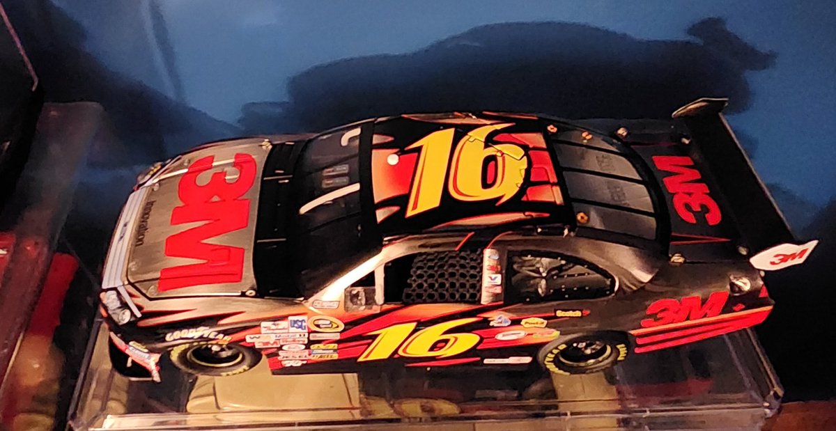 ChallengerDriv2's tweet photo. Godspeed to @gbiffle and his family! Condolences to his family and the families affected by this accident. #biff #16 #roush https://t.co/c5D37nt9n8