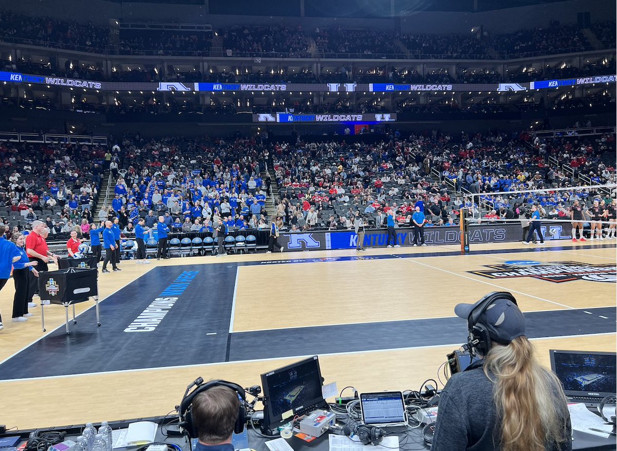 bigblueinsider1's tweet photo. Welp, I take it all back. There are two seat #33s here, one upstairs and one downstairs. Apparently I have a spot courtside so thanks, #NCAAwvb. However, watching A&amp;M-Pitt from on high was really interesting. https://t.co/iWG0FLpZFc