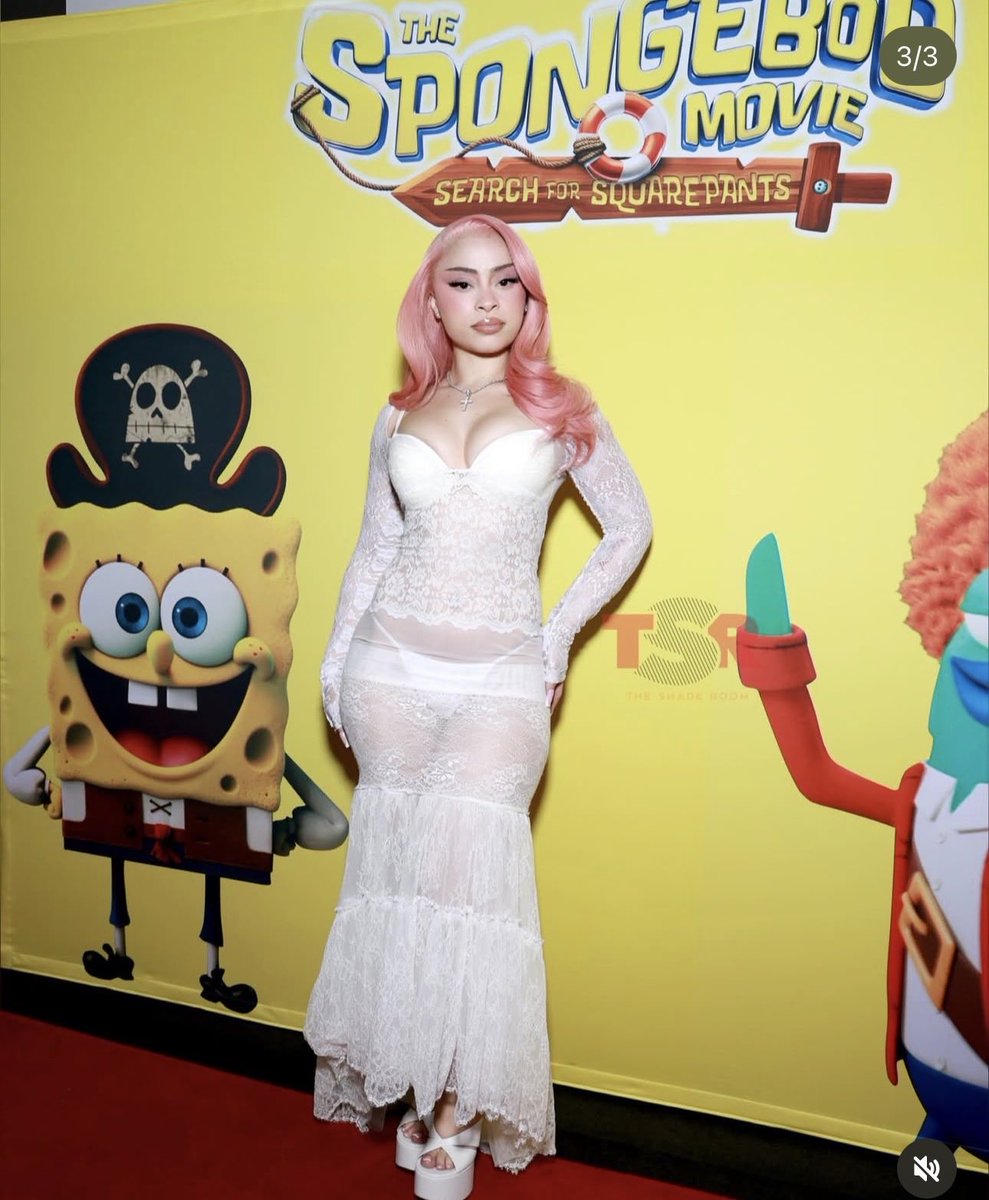 quaylannn's tweet photo. @icespice   Can you not dress normal? You dressing like a damn stripper at a kids event? Hoes will always be hoes have no respect for the youth #IceSpice https://t.co/h2GKYMGkKY