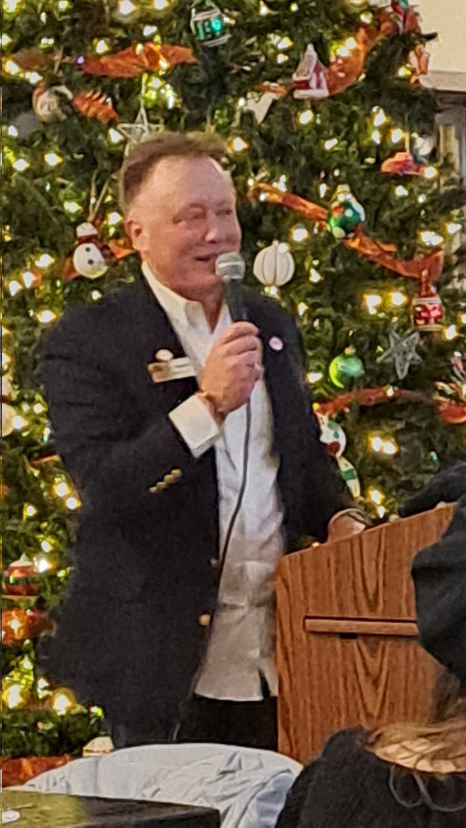Rolfus_Adolphus's tweet image. Green County Christmas 🎄 Party at Bailey's Run in New Glarus Wisconsin! Features Supreme Court candidate Judge Maria Lazar! #WI #Wis #Wisc #Wisconsin
