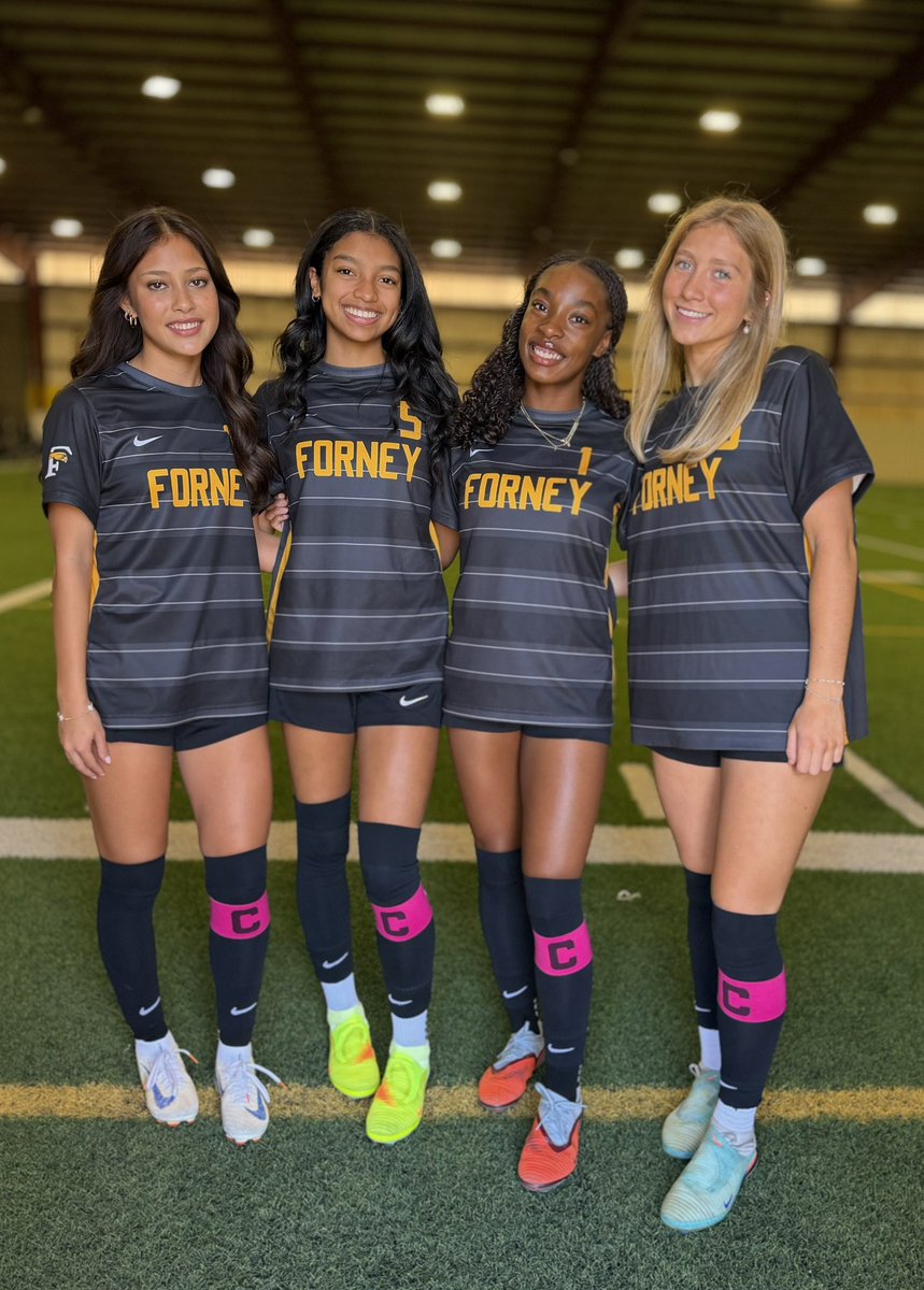 ForneySoccerLRS's tweet image. Captains 💫