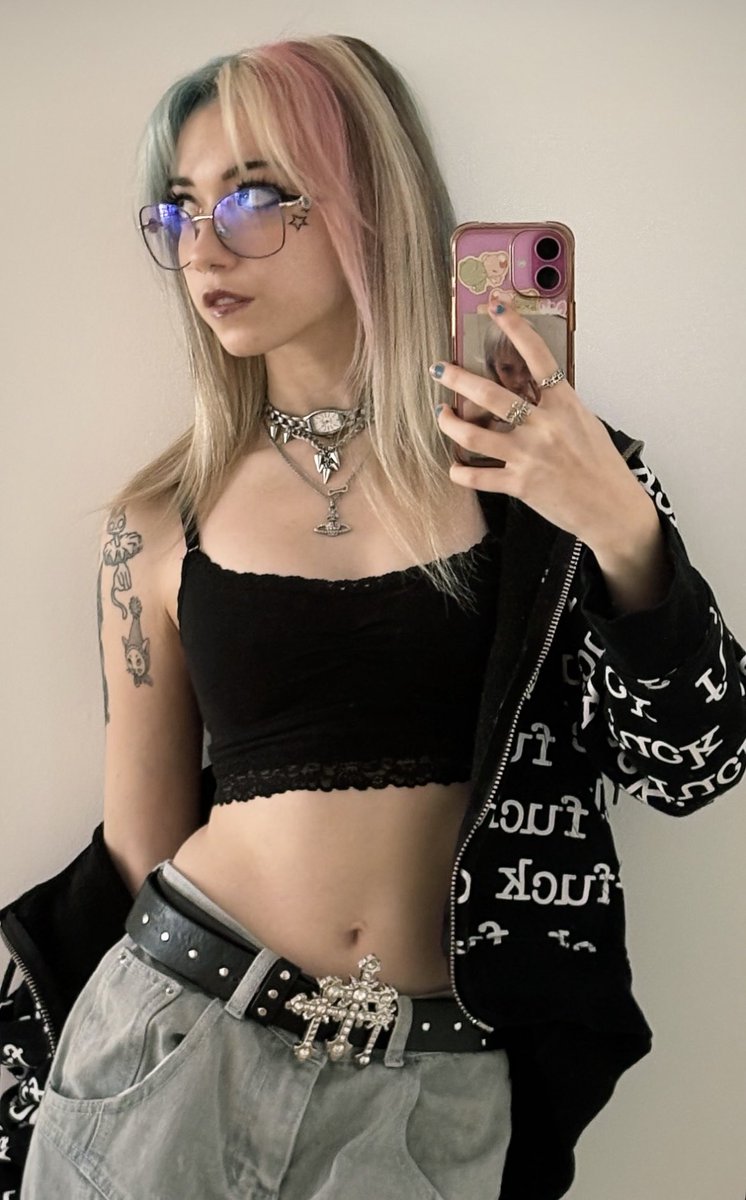 •C•A•M• tweet media