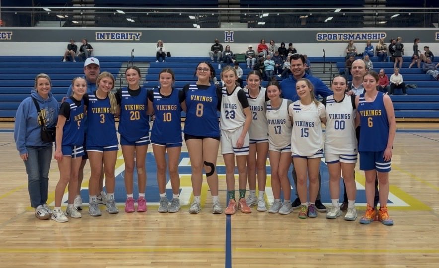 MAFoster1975's tweet photo. @fhladyvikingbb Thanks for having us.  The girls loved it! https://t.co/jI6Ss111W9