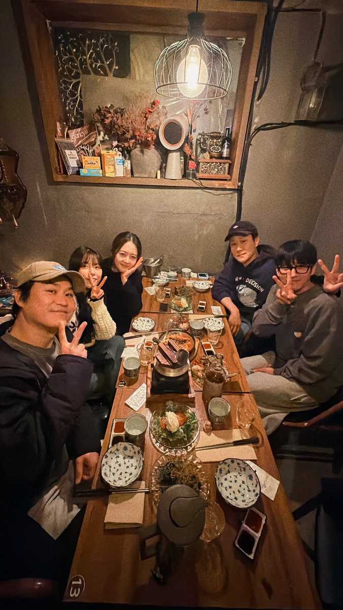 고아라 인스스에 올라온 어제 응사팀 송년회 사진