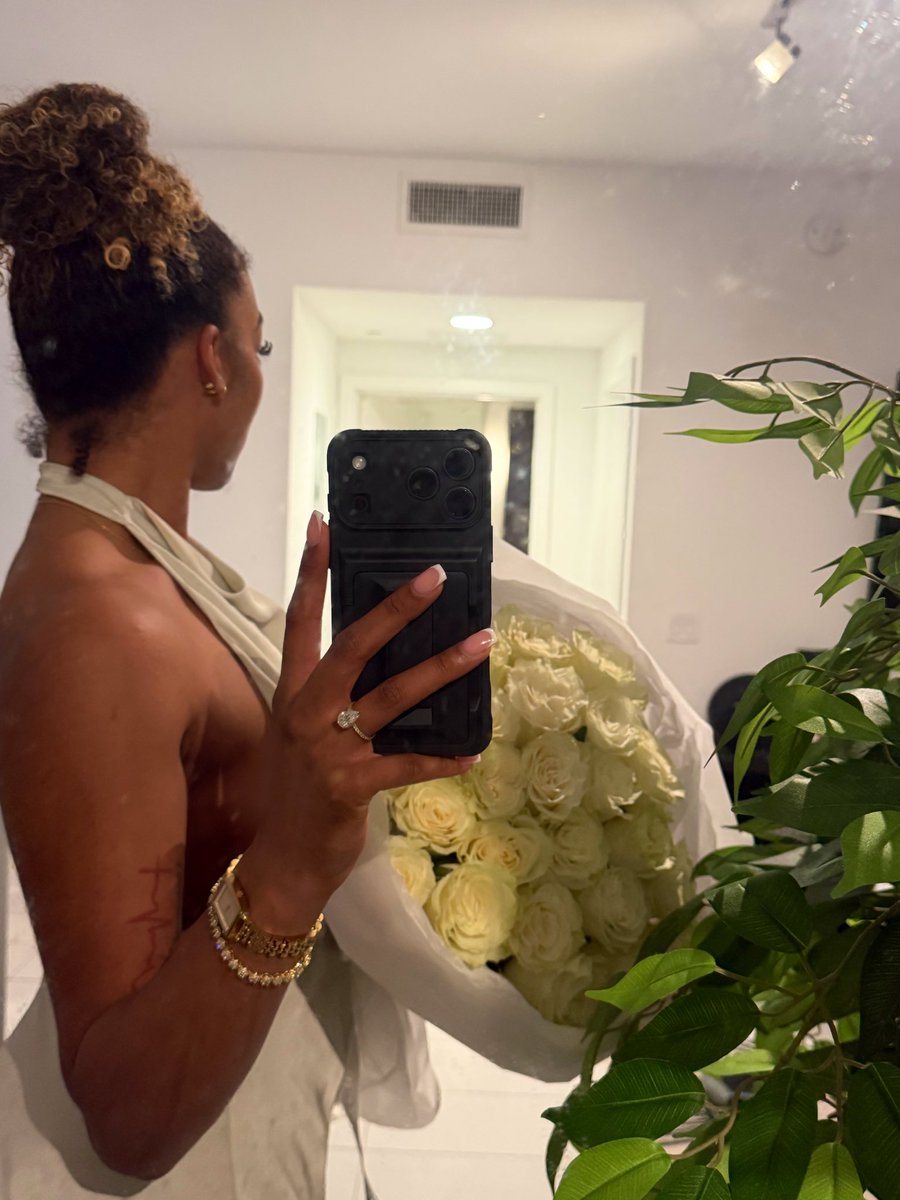 JADAVENICE's tweet image. God is so miraculous 🤍