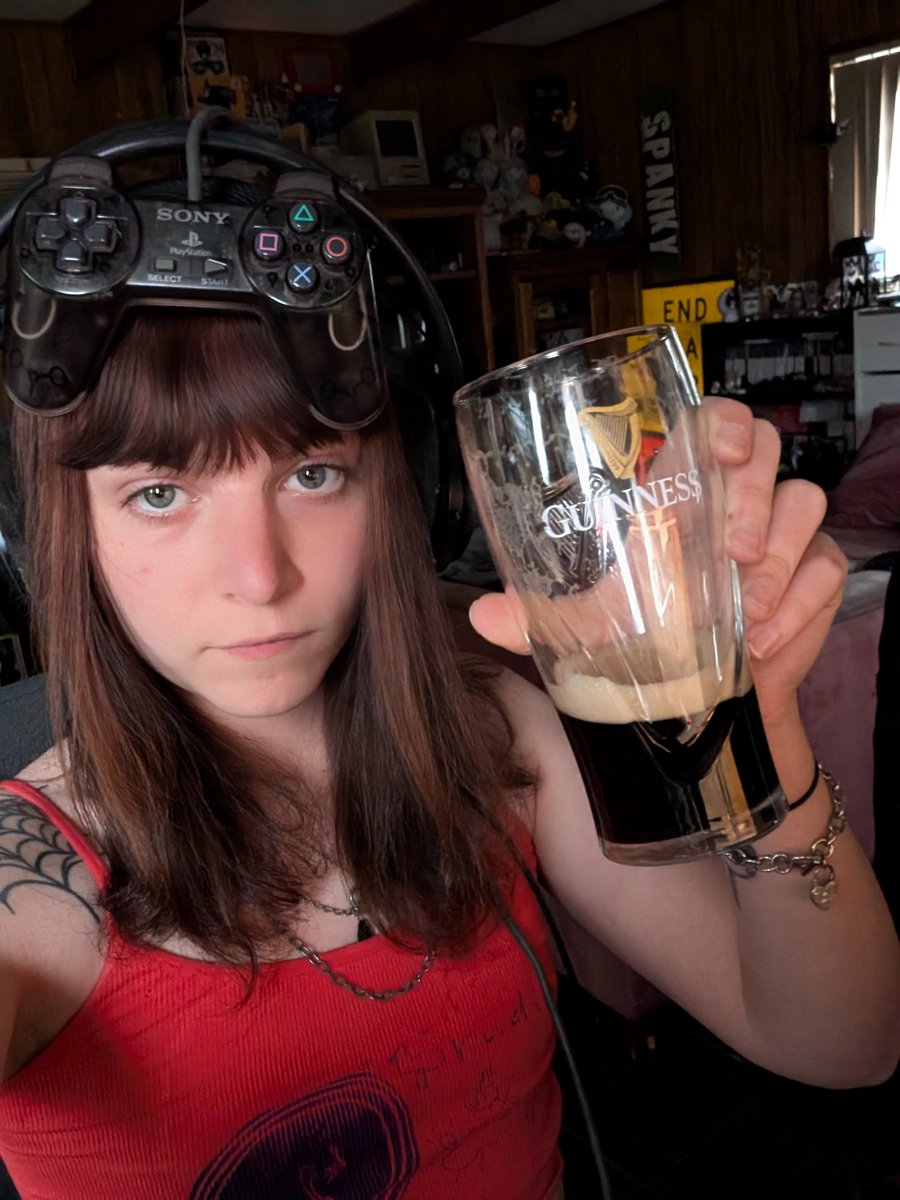 catelyn malice tweet media