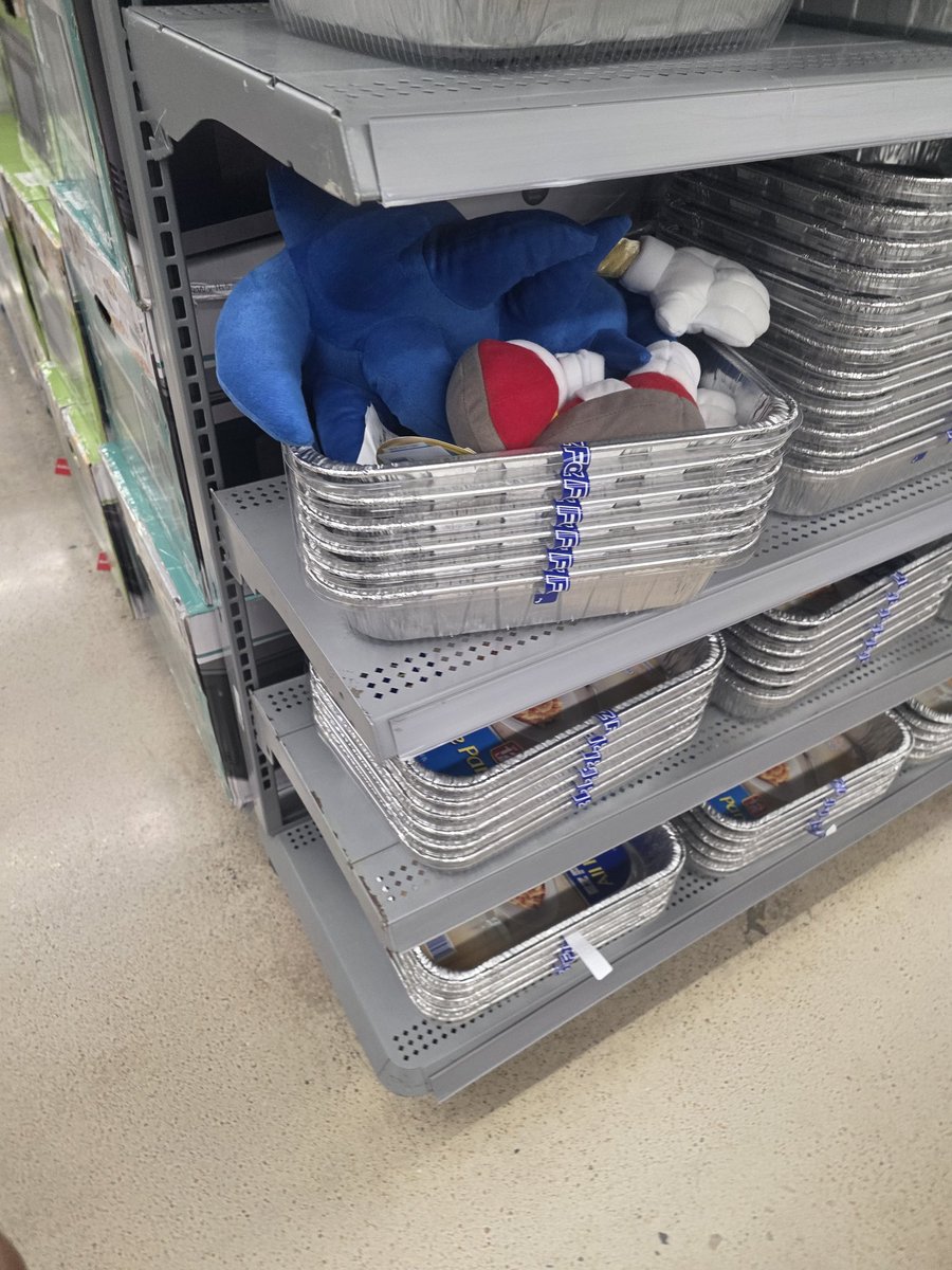 FOUND THIS GUY AGAIN SLACKING OFF