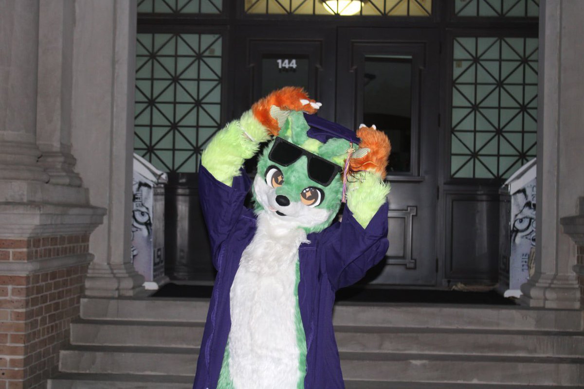 Thank you so much for everyone at the cons who changed my life and was there with every little interaction! I’m super happy I get to take this new journey forward! I’m kinda scared of what happens next but we will get there… ;3