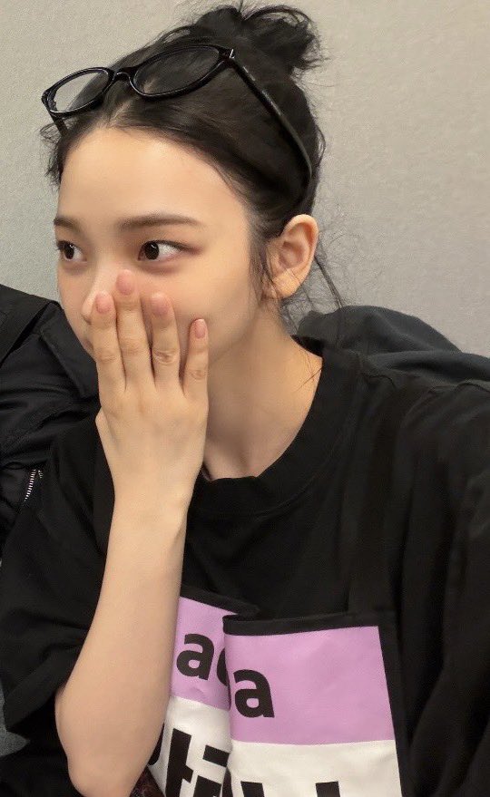 มีคนเขินหน้าสดตัวเอง 5555555555555