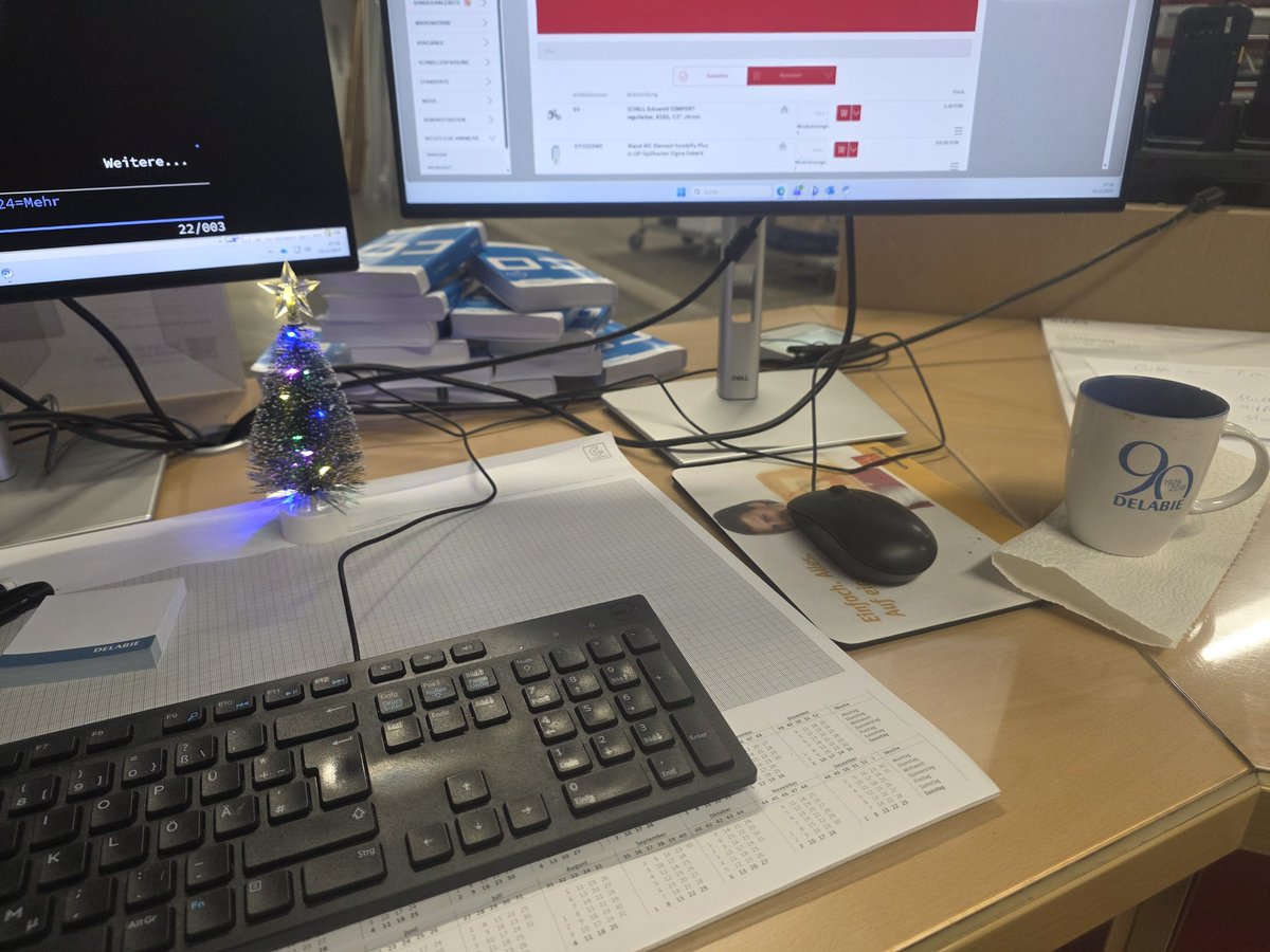 Guten morgen ihr lieben rabsuken . Aushalten noch einnpasr std aushalten dann Wochenende. Kommt gut durch den tag , dabei aufpassen 🥰😘