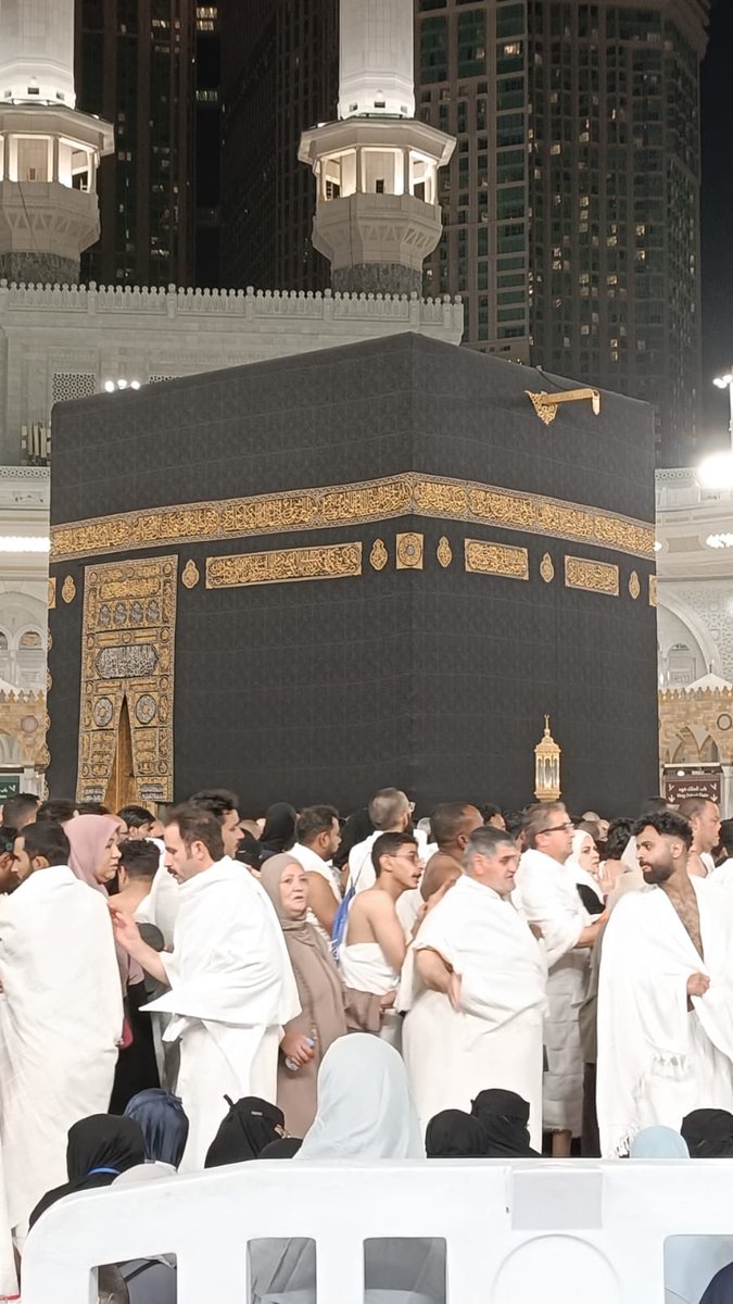 Huzurla dolsun kalbiniz, kabul olsun dualarınız. 
Cumanız mübarek olsun 🤲