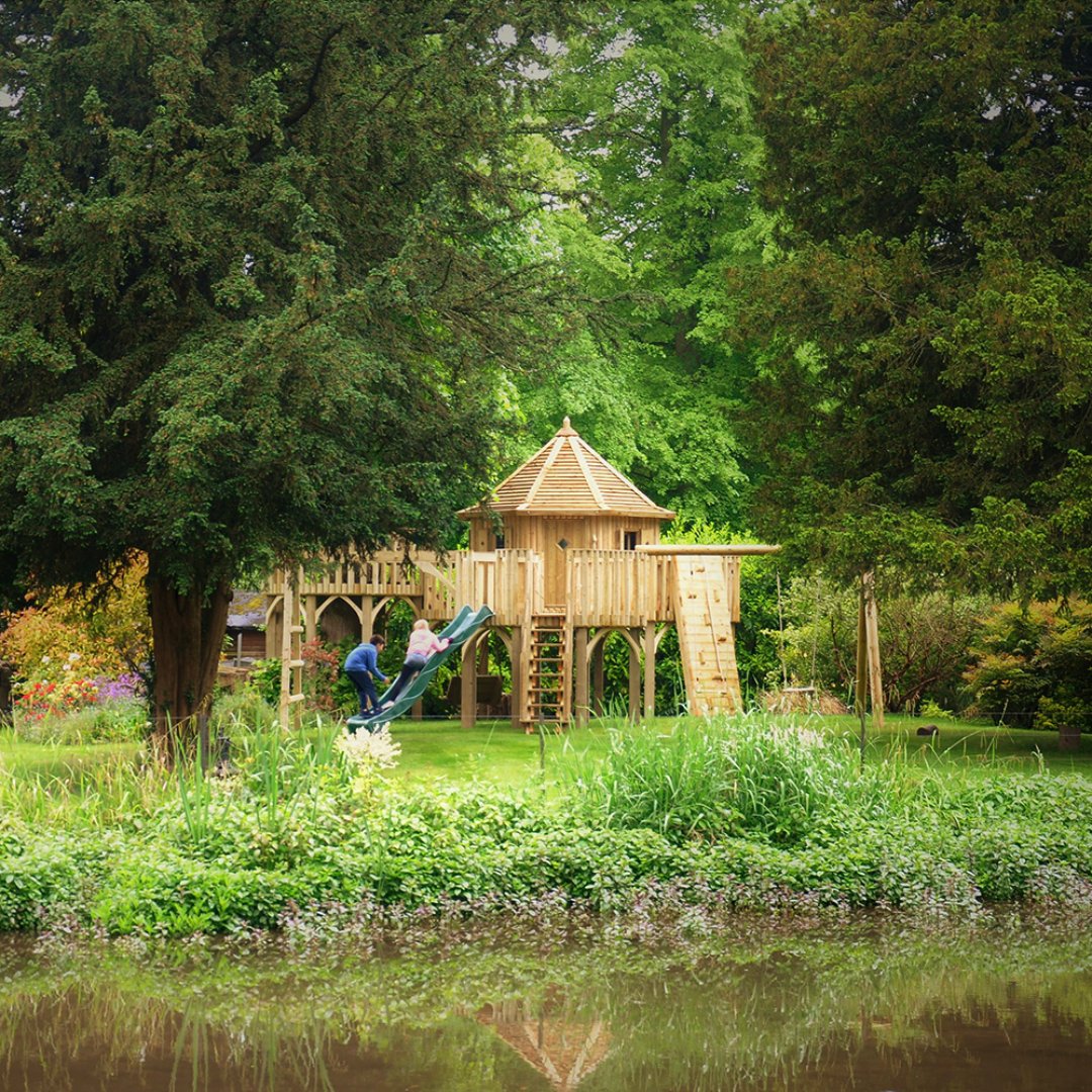 If your little one loves forest play, why not bring the fun and excitement to your back garden with a bespoke treehouse? 

Find out more: cheekymonkeytreehouses.com/bespoke-treeho…  

#treehouse #treehousebuild #gardeninspo #childhood #outdoor #adventure #explore