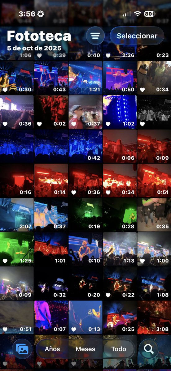 sardellisholic's tweet image. por un 2026 donde mi galeria este llena de videos de recitales de airbag