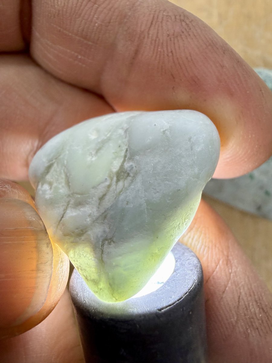 パワーちょちょぎれてる翡翠さん 糸魚川翡翠 | パワーストーンウィキ