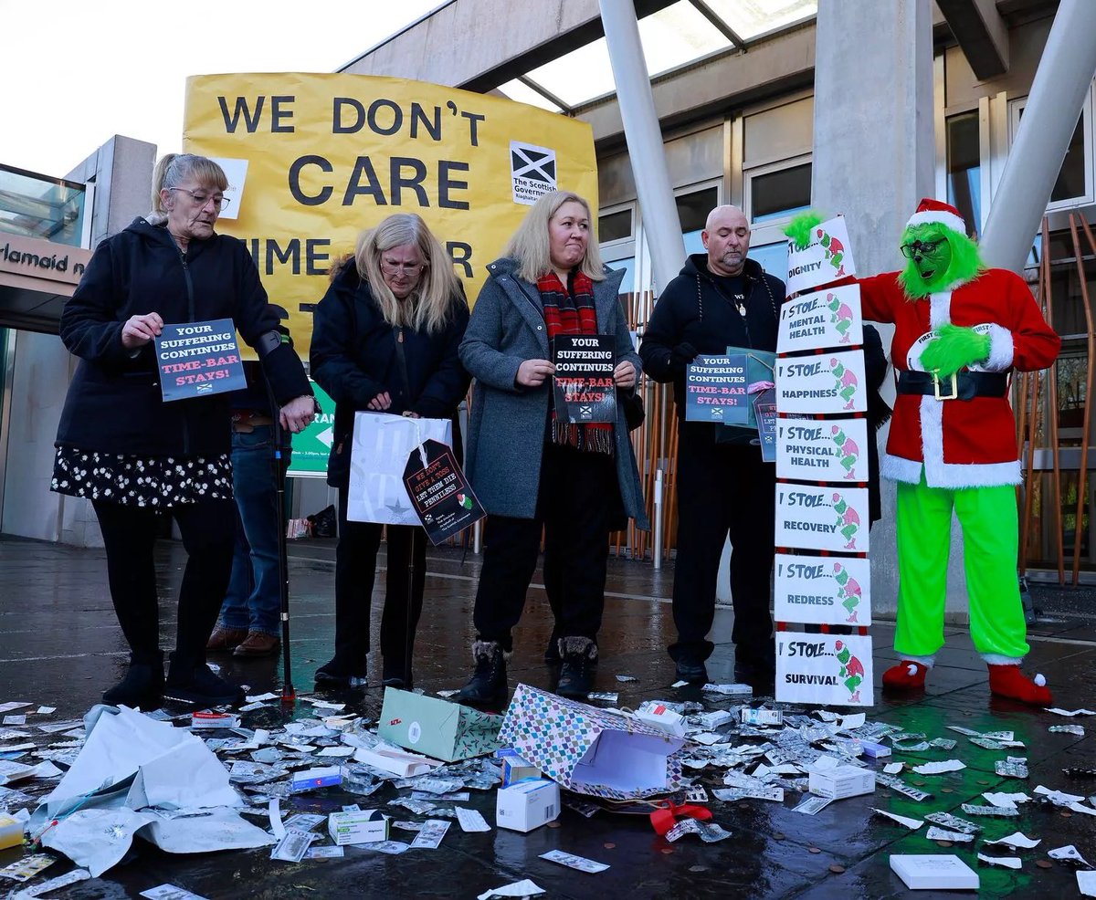 julesmrose's tweet photo. ๐ฅ A reminder of our latest protest: scrap the time-bar.
While it exists, victims cannot get legal representation.
Full stop. Justice denied.
#FirstGrinchster
#TheyDitherWeDie https://t.co/uMdv0bAmZa