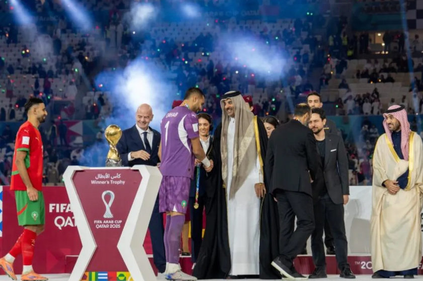 أمير قطر: مبروك للأردن الوصافة 