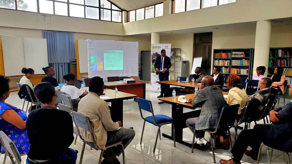 Forum for Social Studies (FSS) tweet media