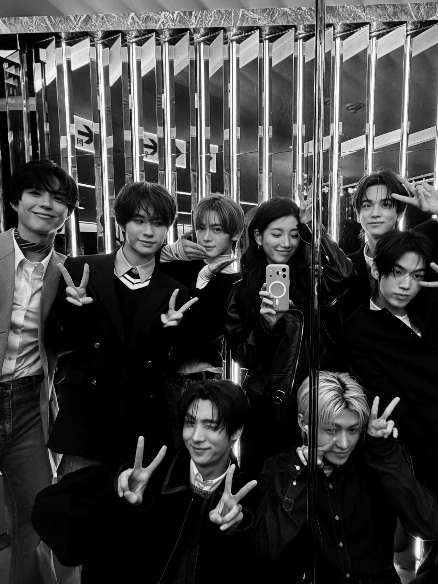 [잡담] 셀린느 단체샷 왔다(ft.수지 인스타) | 인스티즈