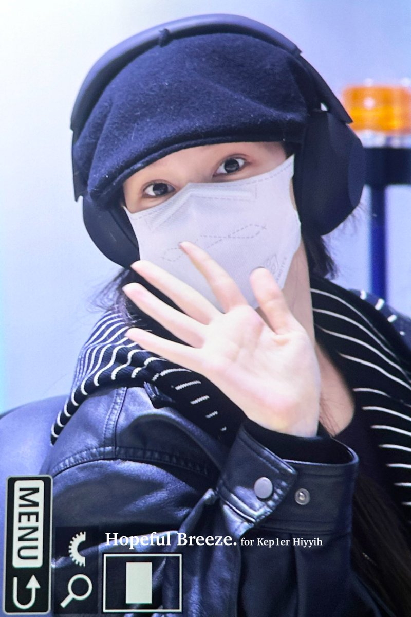 251219 Pre.

내일 보자😆💕

#케플러 #휴닝바히에 #히에 #KEP1ER #HUENING_BAHIYYIH #HIYYIH