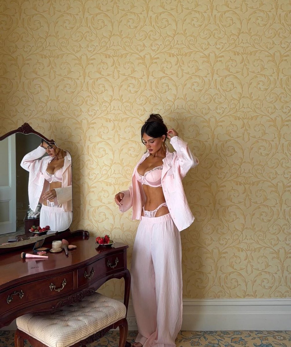 Arias_thread's tweet image. Cozy morning. 🌸