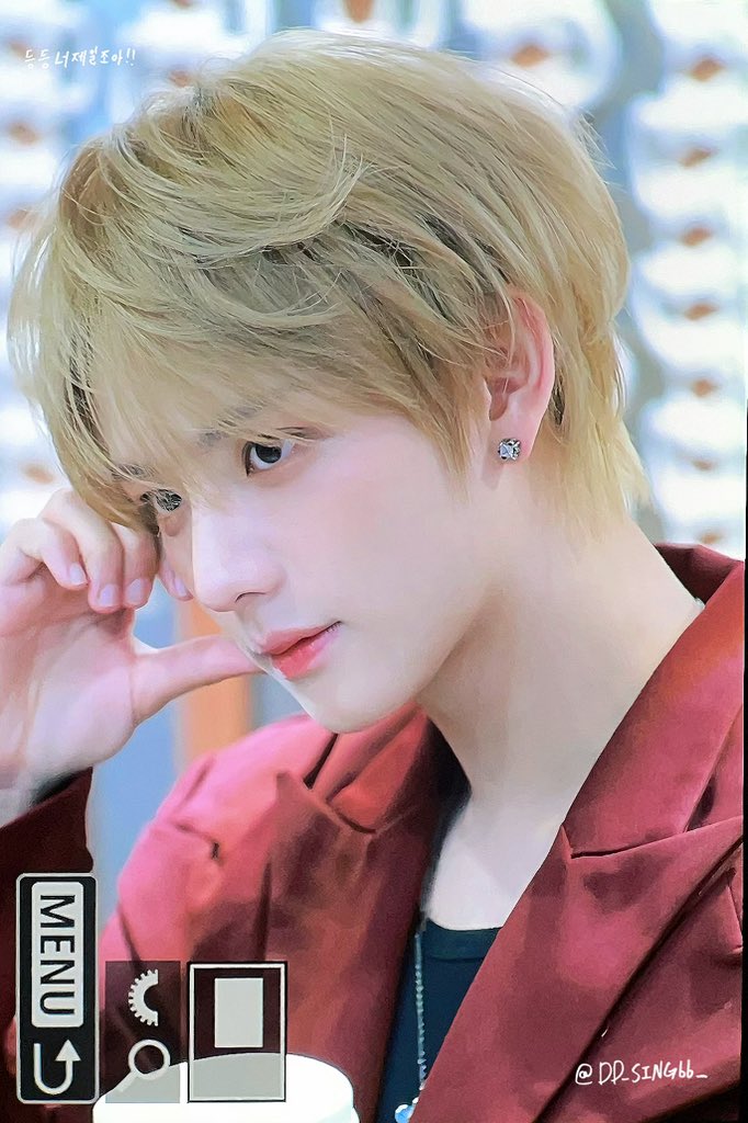등:D tweet media