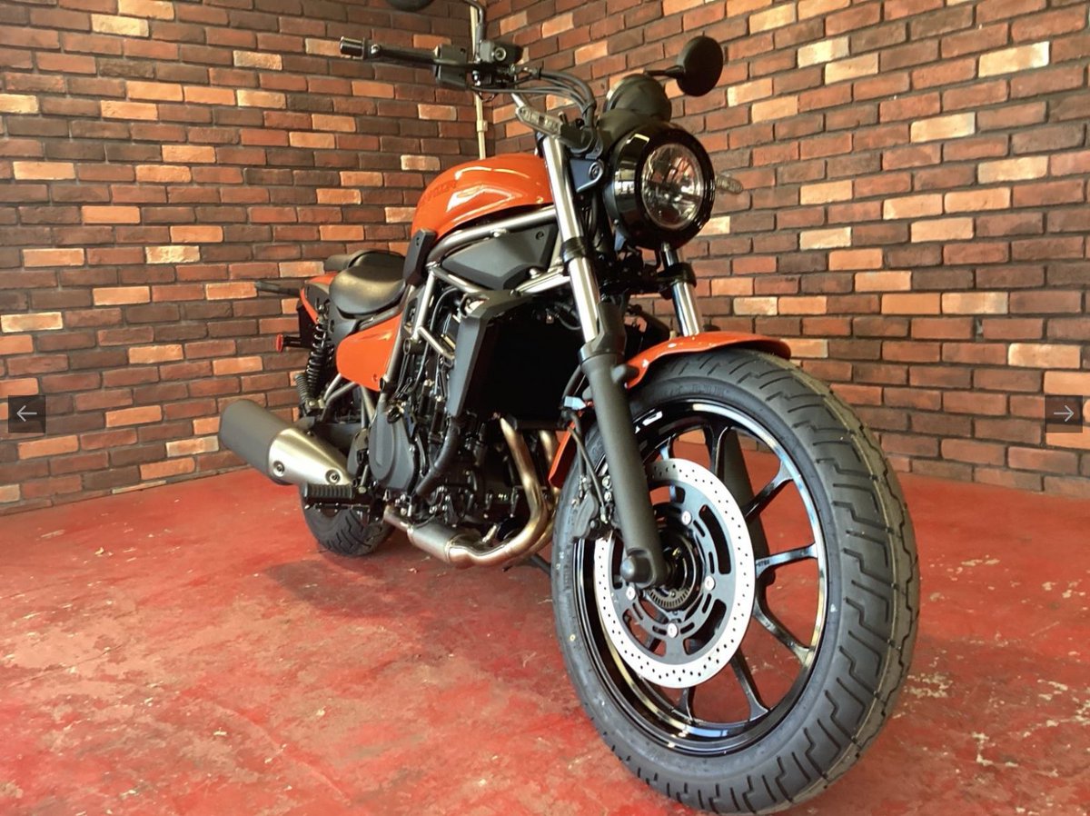 クラシッククルーザーの佇まいに、現代的な走りの気持ち良さ