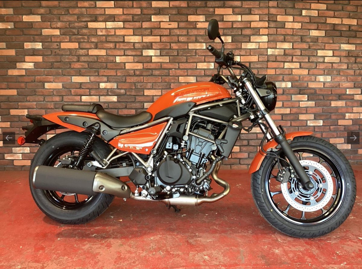 クラシッククルーザーの佇まいに、現代的な走りの気持ち良さ