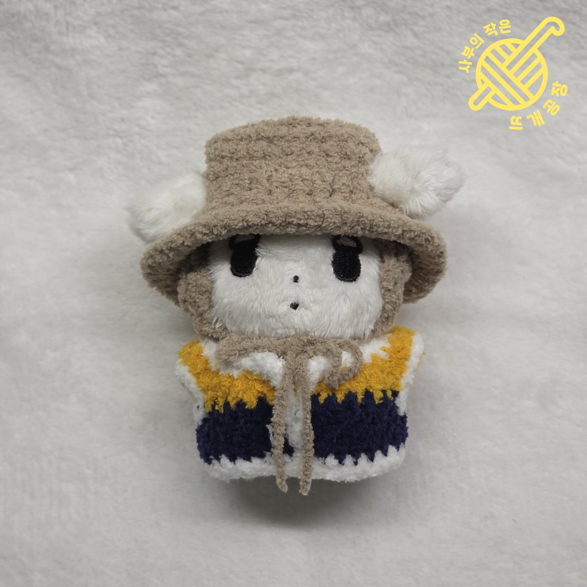 🍡윈터 생일 맞이 이벤트🍡
윈터 생일을 맞이하여 가벼운 나눔 이벤트를 진행하려합니다!
해당 글 RT + 팔로우 한 분들 중 한 분을 뽑아 사부작세트(송편장수 미디엄사이즈(베이지) + 똥강아지 스몰 조끼 / 이미지 참고) 1개를 보내드려요!
기간 : 2025.12.24 20:00
상품발송일 : 12월 26일