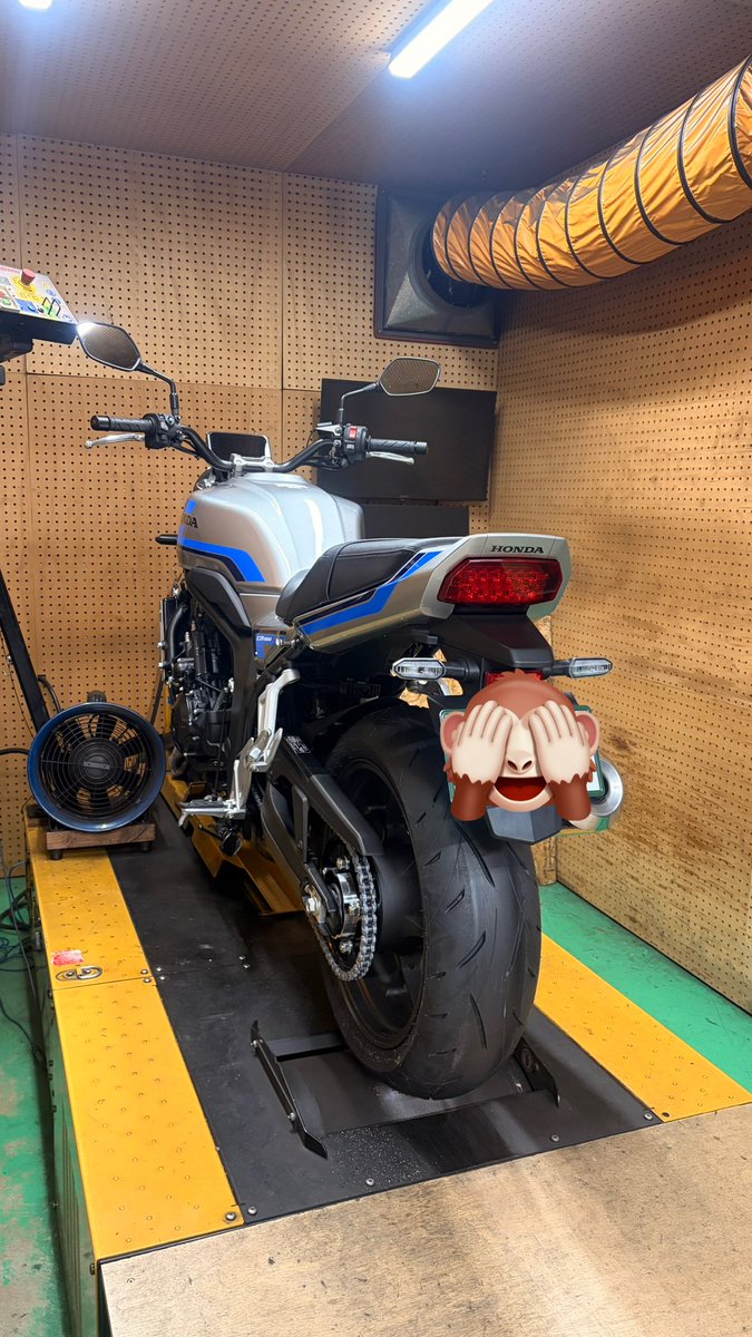 【新車だけど馬力知りたいので先輩のバイク勝手にパワーチェックしてみた！】
と言う動画がそろそろアップロードされます🤗
 #cb1000f
 #sc94