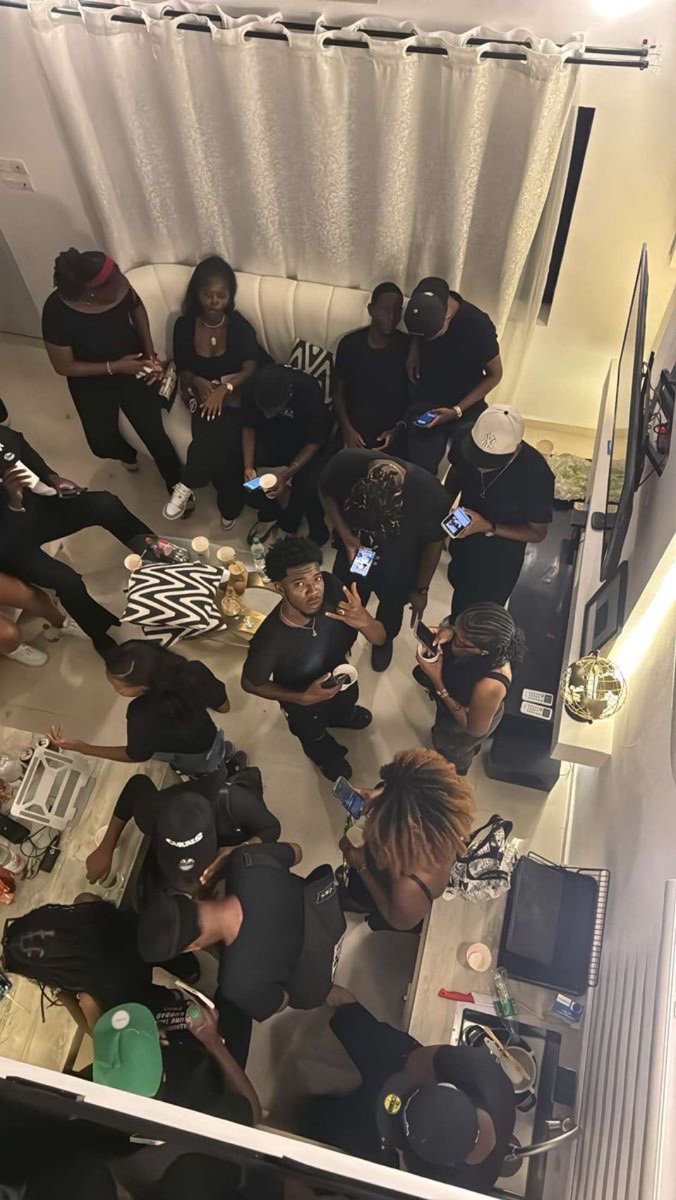 ohgracieoguns's tweet image. Facts about this type of gathering??