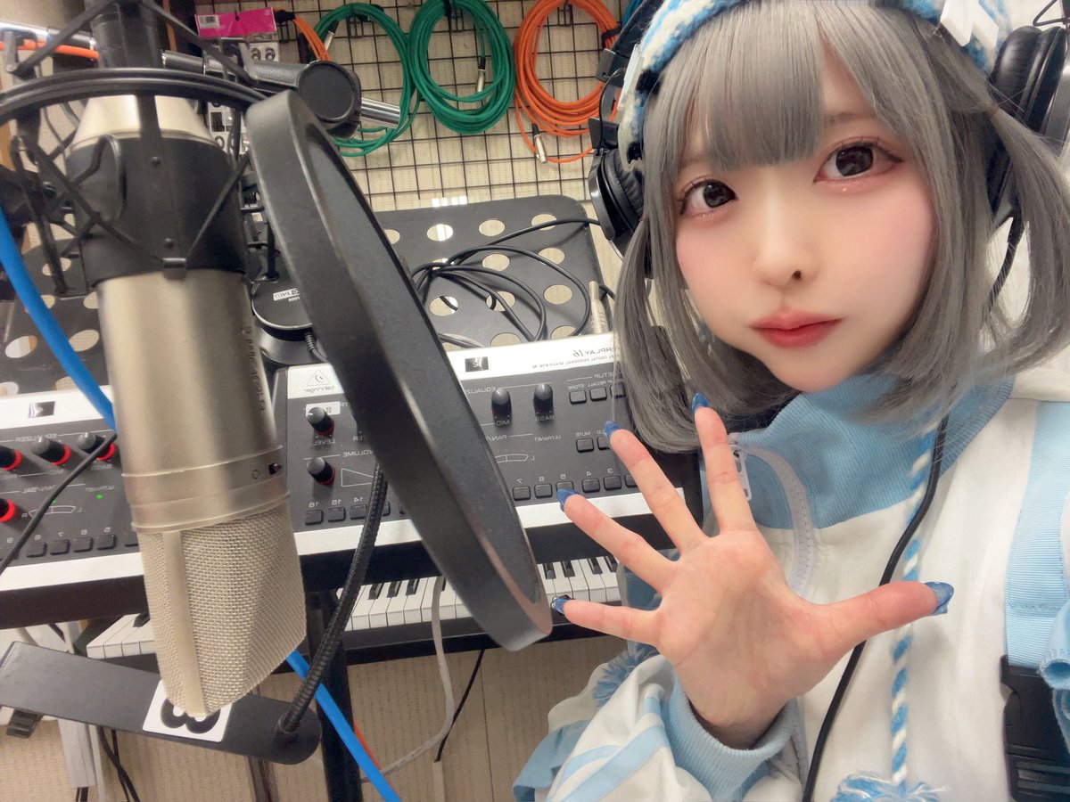 1/18 200名動員達成する2.5次元アーティスト (@A_m_A20003) / Posts / X