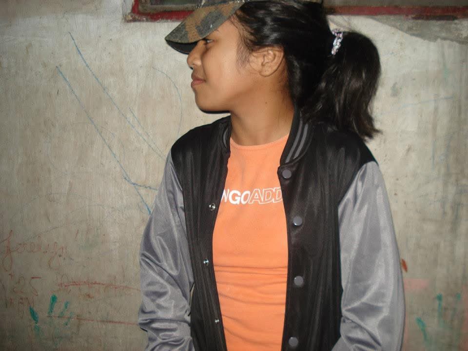 Me na nag-edit pa ng may name tapos naka-jersey jacket pa kahit ang inet inet sa Pinas HAHAHAHAHAHAHAHA

#ATINKuharili