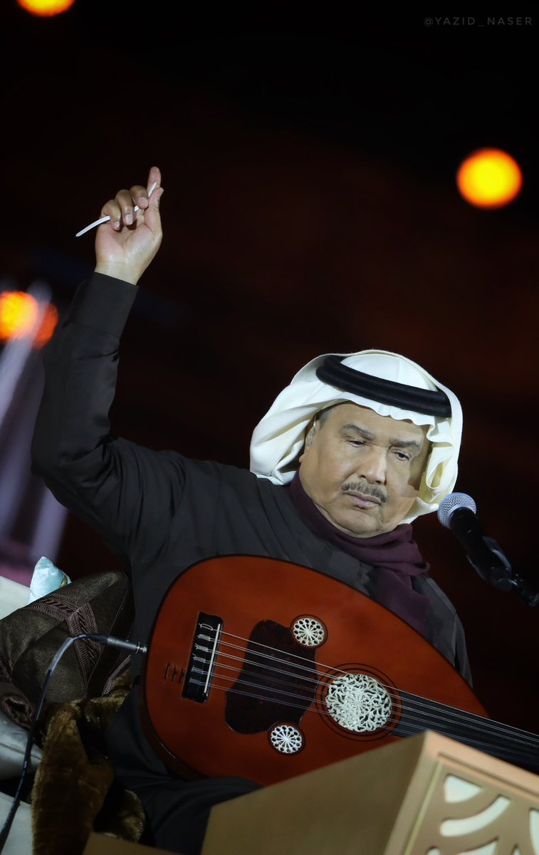 هلت سحابة وصلها 🌧️
على حياتي وازهرت 🌷
<a href="/Mohammed_Abdu/">محمد عبده</a> 
#بعدستي #محمد_عبده #فنان_العرب 
#abdu