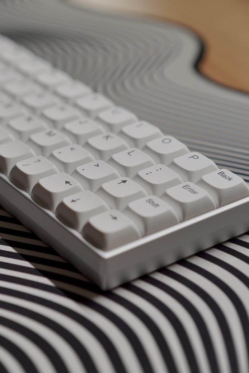 Geonix Rev.2 40%キーボード 本体 交換用キーキャップ付き 40%キーボードな「Geonix Rev.2」をポチった｜sutero（ステロ）