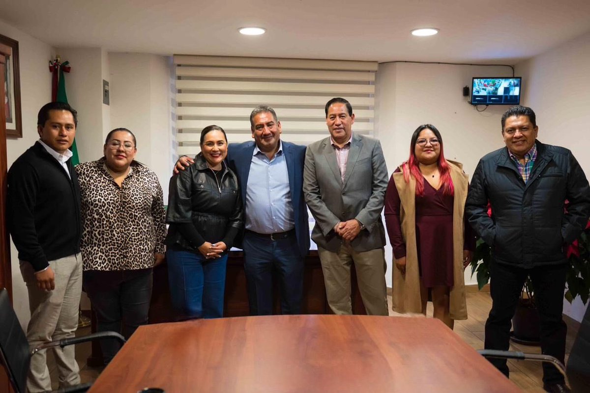 Desde Movimiento Ciudadano reconocemos el trabajo y compromiso de nuestro alcalde de #Huitzilac, César Dávila Díaz “El Chícharo”.
🧵