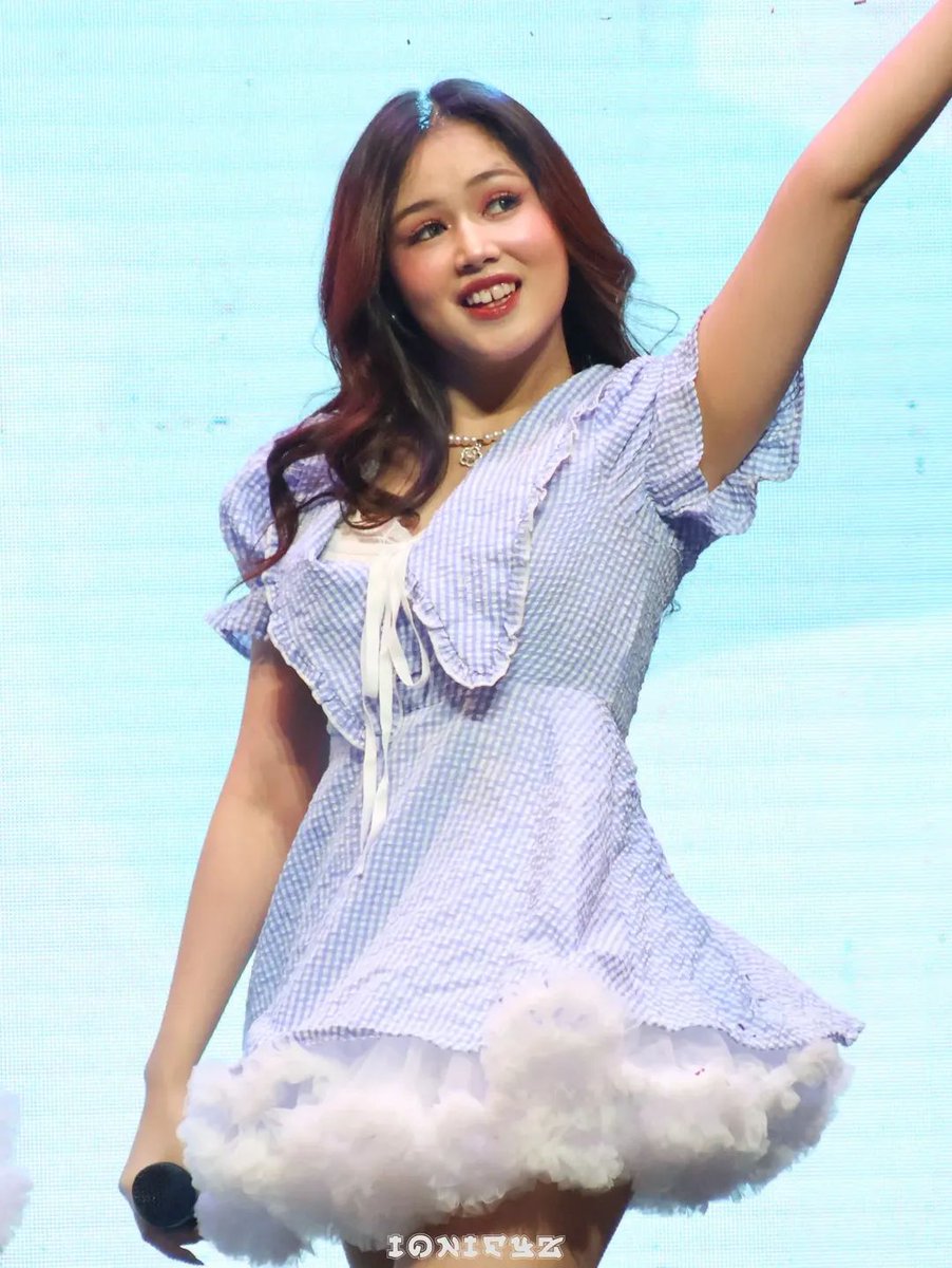 iONifYz's tweet photo. [2025.11.29] PiX!E Hana
《 10th Ppop Music Awards 》
📍Metropolitan Theater
🍯
#pixieph
#pixieppopgroup
#pixiehana
#10thPPOPMusicAwards
#PhilippinePopularMusicAwards
#PPMA2025 https://t.co/YKWsbfSrvF