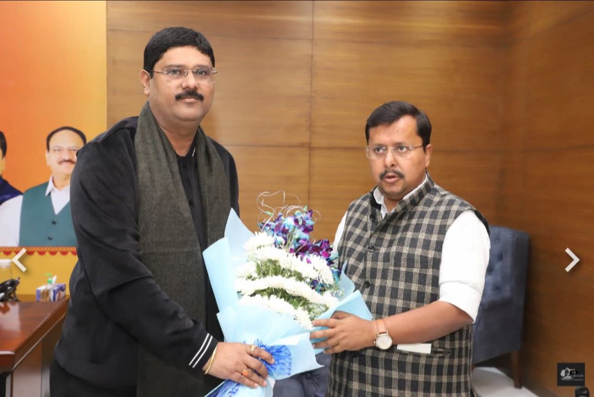 आज नई दिल्ली में भाजपा के राष्ट्रीय कार्यकारी अध्यक्ष माननीय श्री <a href="/NitinNabin/">Nitin Nabin</a> ji से मुलाक़ात कर नवीन दायित्व के लिए बधाई एवं शुभकामनाएँ दिया..!!