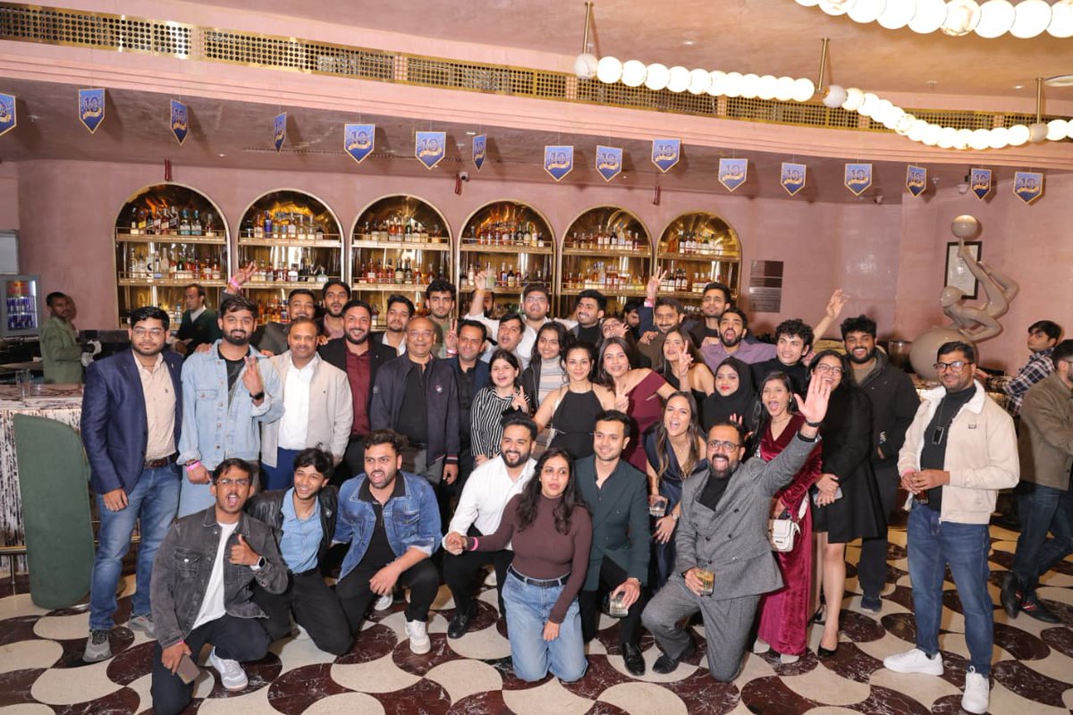 asinghal_7's tweet image. @legistify turned 10 this month :)

About 12 years ago, when I was at @bitspilaniindia, I took a small exit from a company I was trying to build. The experience was nothing short of humbling when I realised for the first time how difficult it is to build a company especially when…