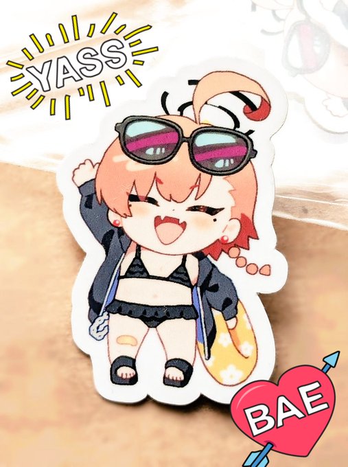 水着ネルステッカー再販したので冬コミに持っていきます!
前回より少しだけ大きめです。比較するとこんな感じ 