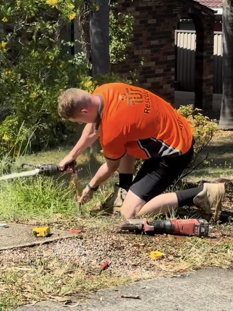 HotTradies's tweet image. Tasty Perth plumber
#Tradie #Aussie #Plumber #RealMen #HiVis

IG aaronjohnss