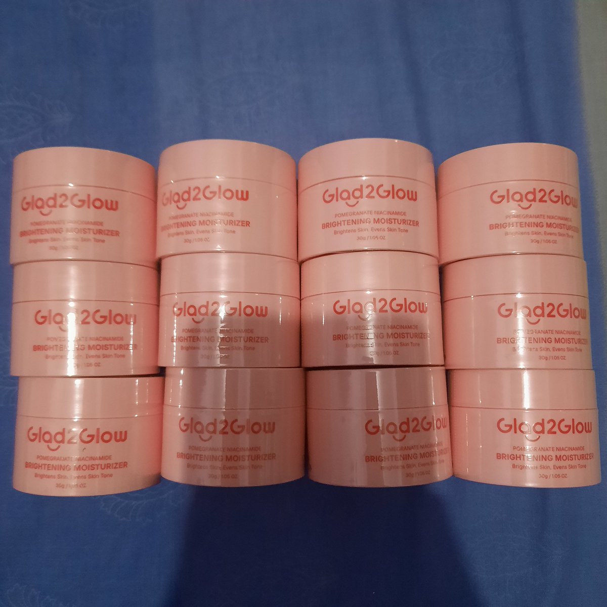 alarchive48's tweet photo. Wts G2G Glad2Glow Moisturizer Pomegranate Niacinamide Brightening (New) masih segel
💸 28K
via shopee
https://t.co/OGKBXNxBjL

#wts #wtb #moisture #g2g #glad2glow
t. wts g2g glad2glow moisture underprice https://t.co/LVQ6sKv3qU