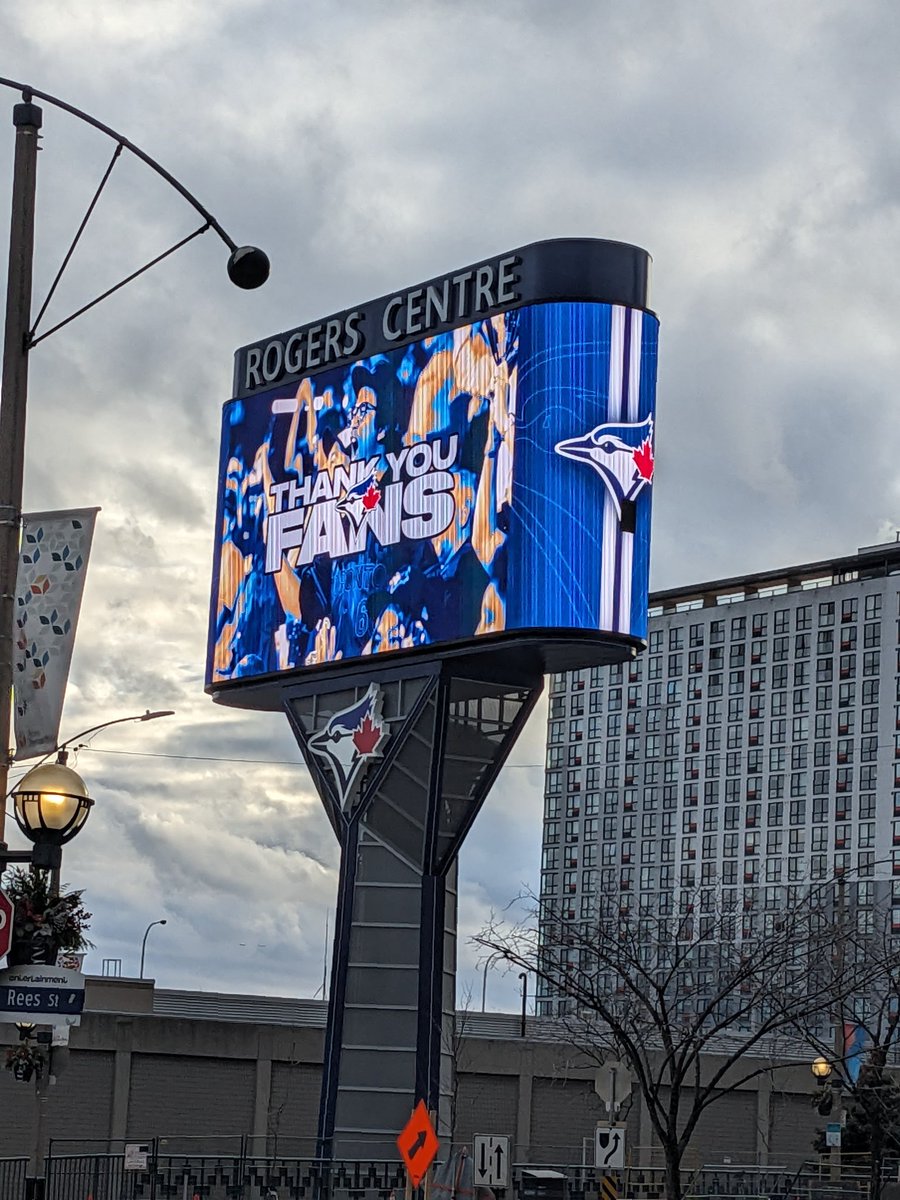 ayaka_msgON's tweet image. 家族へのクリスマスギフトを買いにジェイズショップへ